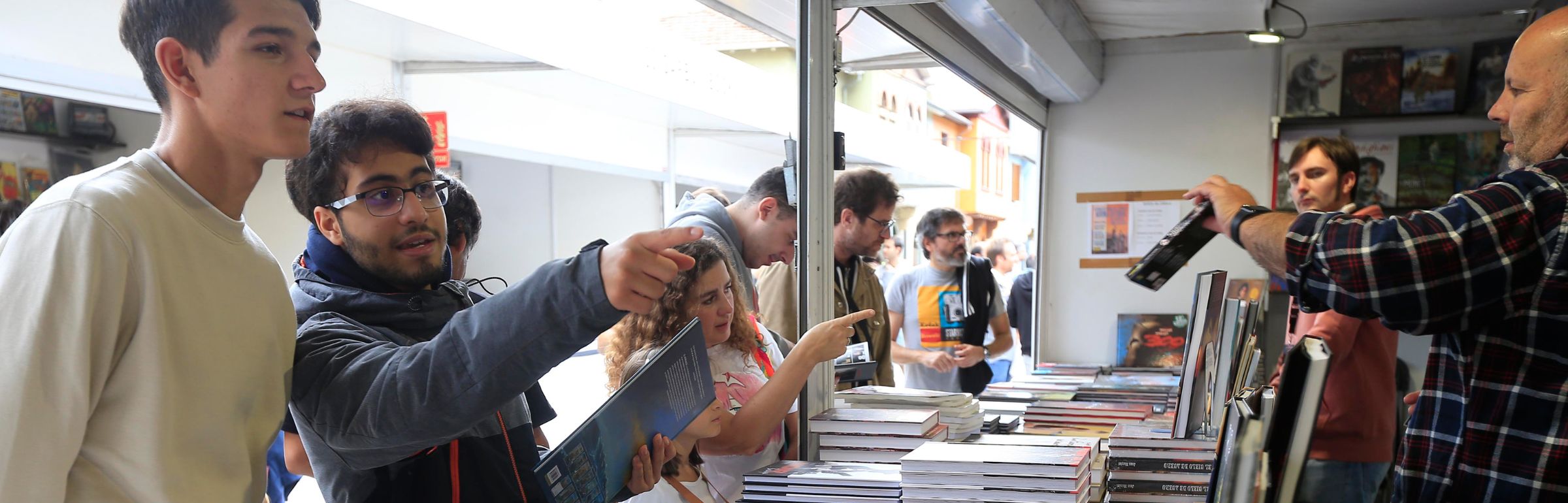 Diseño sin título (51) Komiki Azoka Getxo - Salón del Cómic 2024