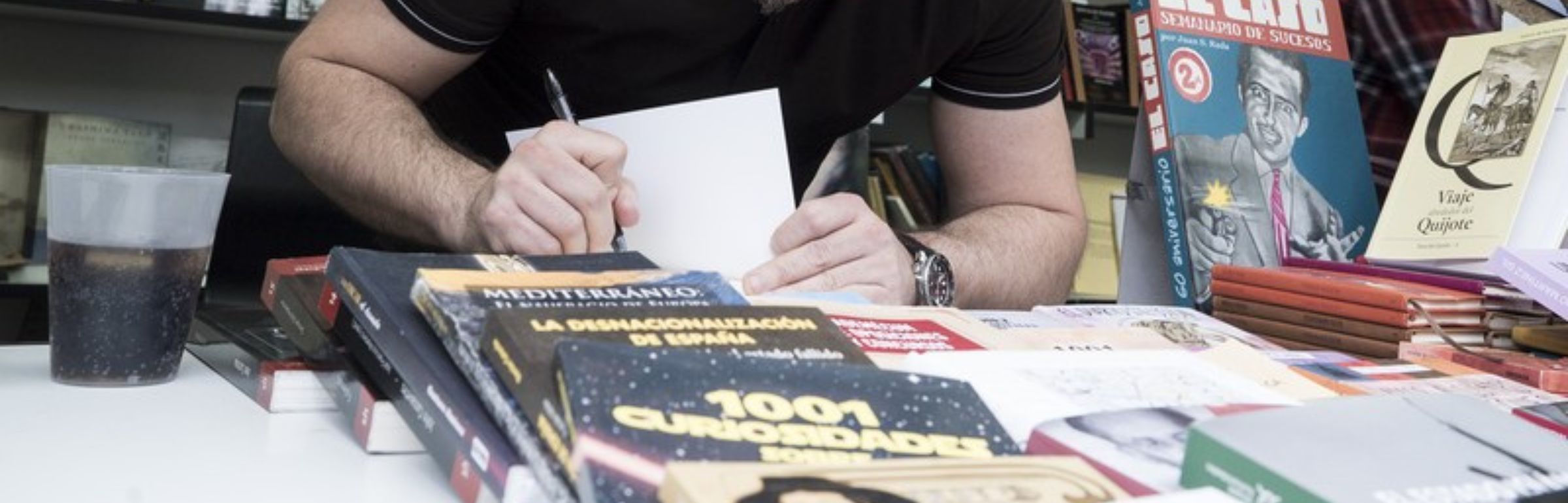 Turnos de firmas-sinatze txandak-Getxoko Komiki azoka- salón del cómic de getxo Turnos de firmas-sinatze txandak-Getxoko Komiki azoka- salón del cómic de getxo